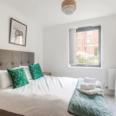 Zeni, Ouse Court 2 Bedroom Apartmán *