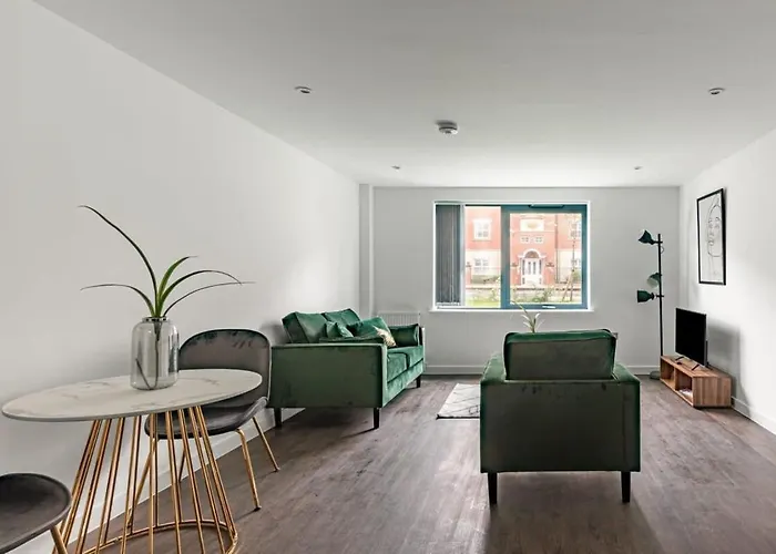 Zeni, Ouse Court 2 Bedroom * York