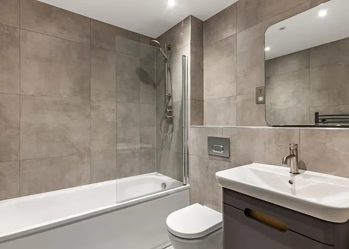 Zeni, Ouse Court 2 Bedroom